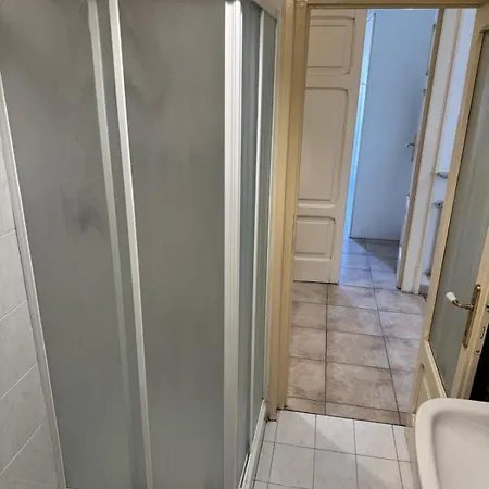 Apartment Comodo Trilocale A Zona *